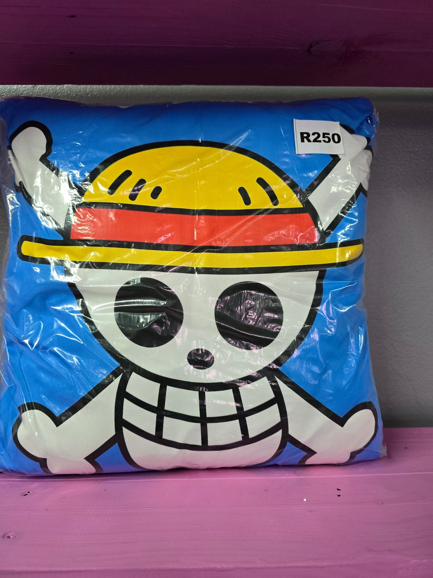 Anime Pillow – Straw Hat Skull Blue