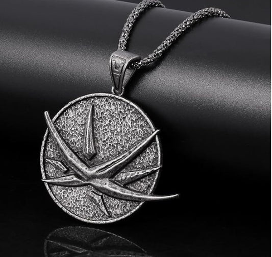 The witcher obsidian star necklace